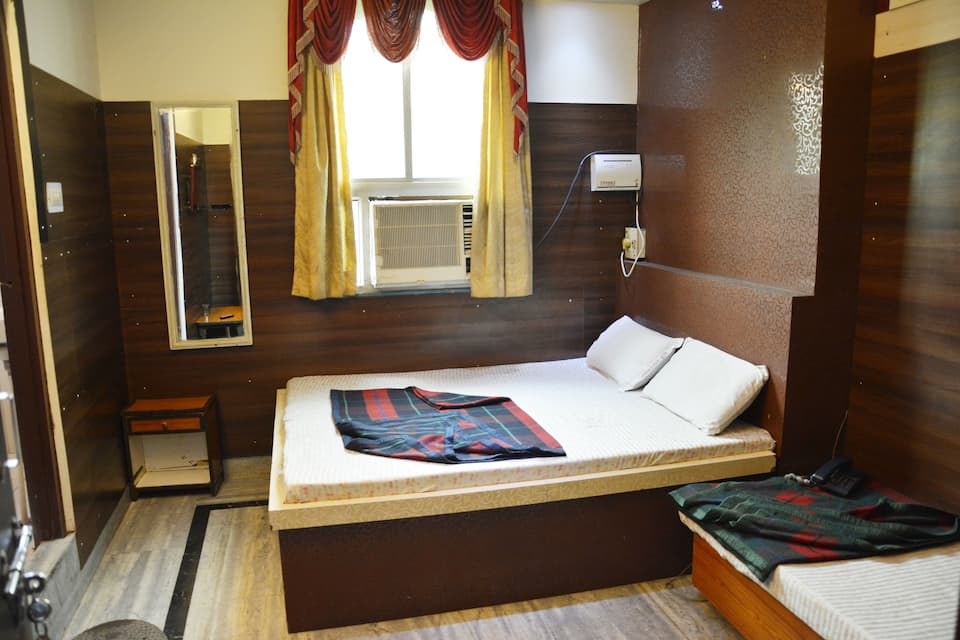 Hotel Abhineet Palace